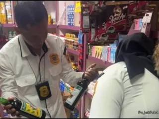 Satpol PP Jakarta Utara Sita 637 Botol Miras di Awal Ramadhan