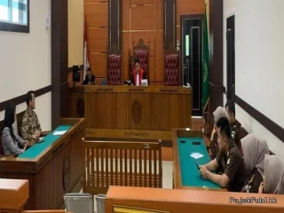 Hakim Tolak Praperadilan Tersangka Korupsi BNI Padang