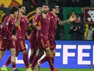 Roma Pesta Gol, Cremonese Tumbang 3-0