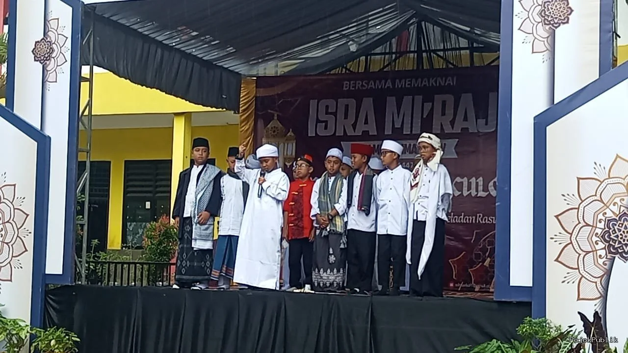 SDN Serdang Kulon 1 Gelar Isra Mi’raj, Edukasi Akhlak dan Bijak Bermedsos 7 SDN Serdang Kulon 1 Gelar Isra Mi’raj, Edukasi Akhlak dan Bijak Bermedsos I PojokPublik