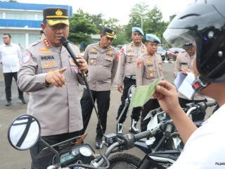 Jelang Operasi Ketupat Maung 2026, Kapolresta Tangerang Cek Kesiapan Kendaraan Dinas