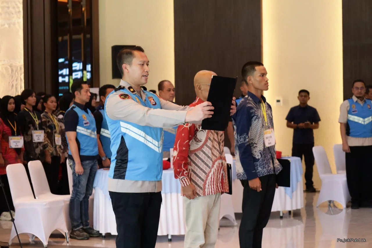 Calon Taruna, Bintara dan Tamtama Disumpah dan Tandatangani Pakta Integritas 7 Calon Taruna, Bintara dan Tamtama Disumpah dan Tandatangani Pakta Integritas I PojokPublik