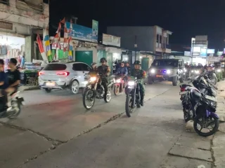 Jelang Lebaran, Babinsa Koramil 10/Sepatan Gelar Patroli Siskamling 