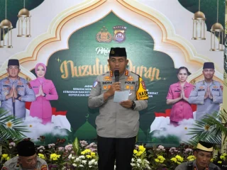 Peringati Nuzulul Qur’an, Polresta Tangerang Santuni Yatim dan Salurkan Bantuan untuk Masyarakat