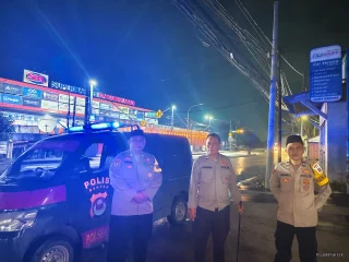 Personel Polsek Cisoka Laksanakan Patroli Mobile Demi Terciptanya Situasi Aman dan Kondusif