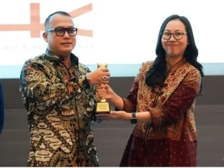 Politisi NasDem Raih Penghargaan Legislator Peduli Petani dan Nelayan KWP Award 2026