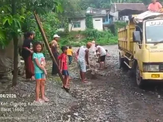 Bertahan dari Batu dan Pasir, Kisah Pilu Warga Rengas Jajar Usai Tambang Ditutup