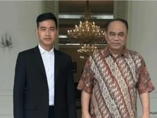 Sinyal Kuat, Gibran dan Budi Arie Pastikan Komunikasi Pemerintah-Relawan Lancar