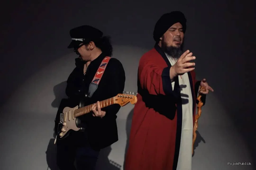 Produksi Prigel Entertainment, Reynold dan Ustadz Derry Sulaiman Luncurkan “Hijrah Tanpa Nanti” 7 Produksi Prigel Entertainment, Reynold dan Ustadz Derry Sulaiman Luncurkan “Hijrah Tanpa Nanti” I PojokPublik