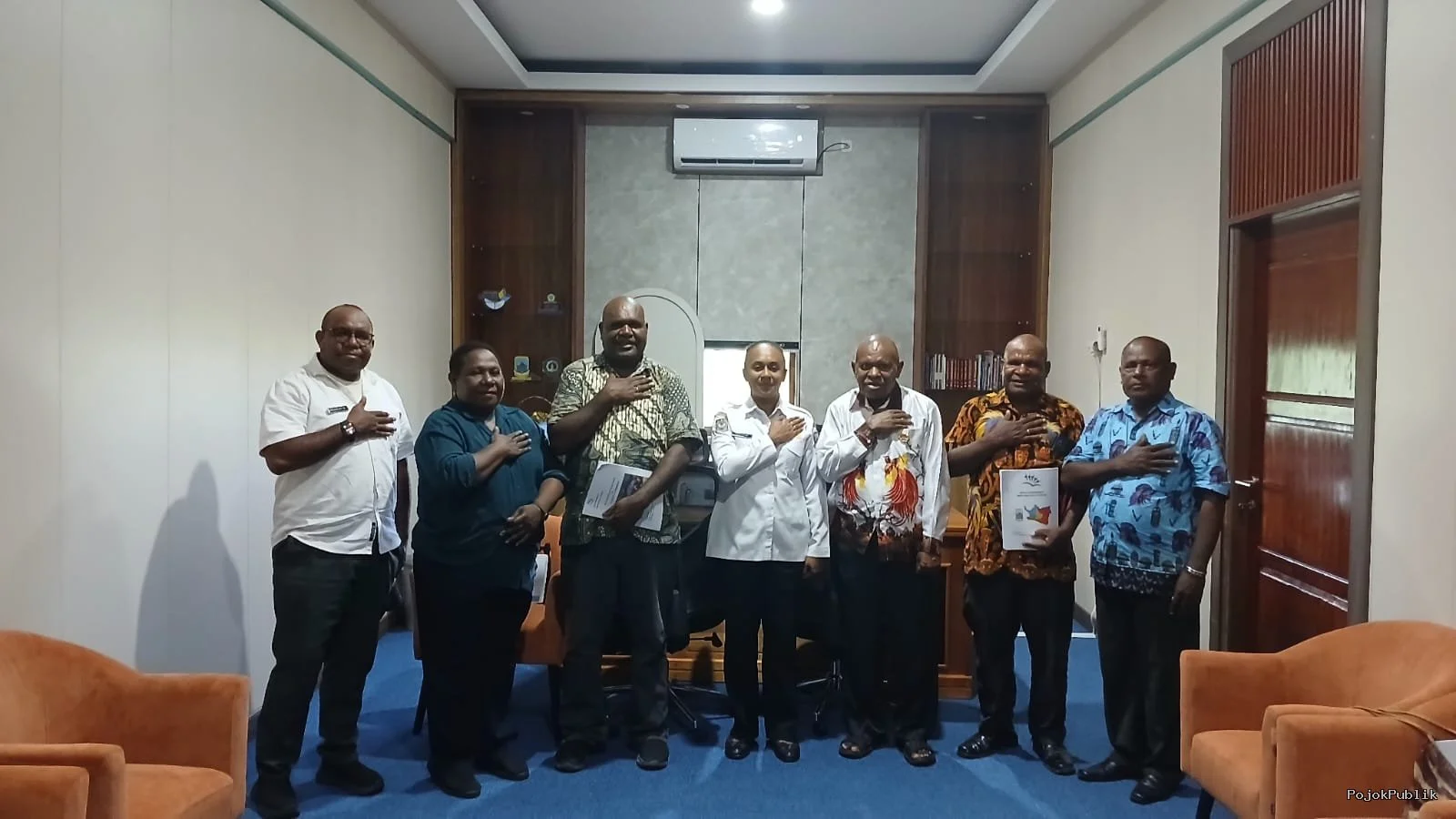 Dewan Pendidikan Papua Tengah Paparkan Program Kerja, Dukung Prioritas Pendidikan Gubernur Meki Nawipa 7 Dewan Pendidikan Papua Tengah Paparkan Program Kerja, Dukung Prioritas Pendidikan Gubernur Meki Nawipa I PojokPublik