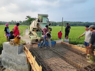 Musa Weliansyah Pimpin Gotong Royong Bangun Jembatan Permanen di Lebak