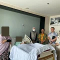 Tim KemenHAM Kunjungi Korban Kecelakaan Kerja MBG, Keluarga Minta Negara Hadir