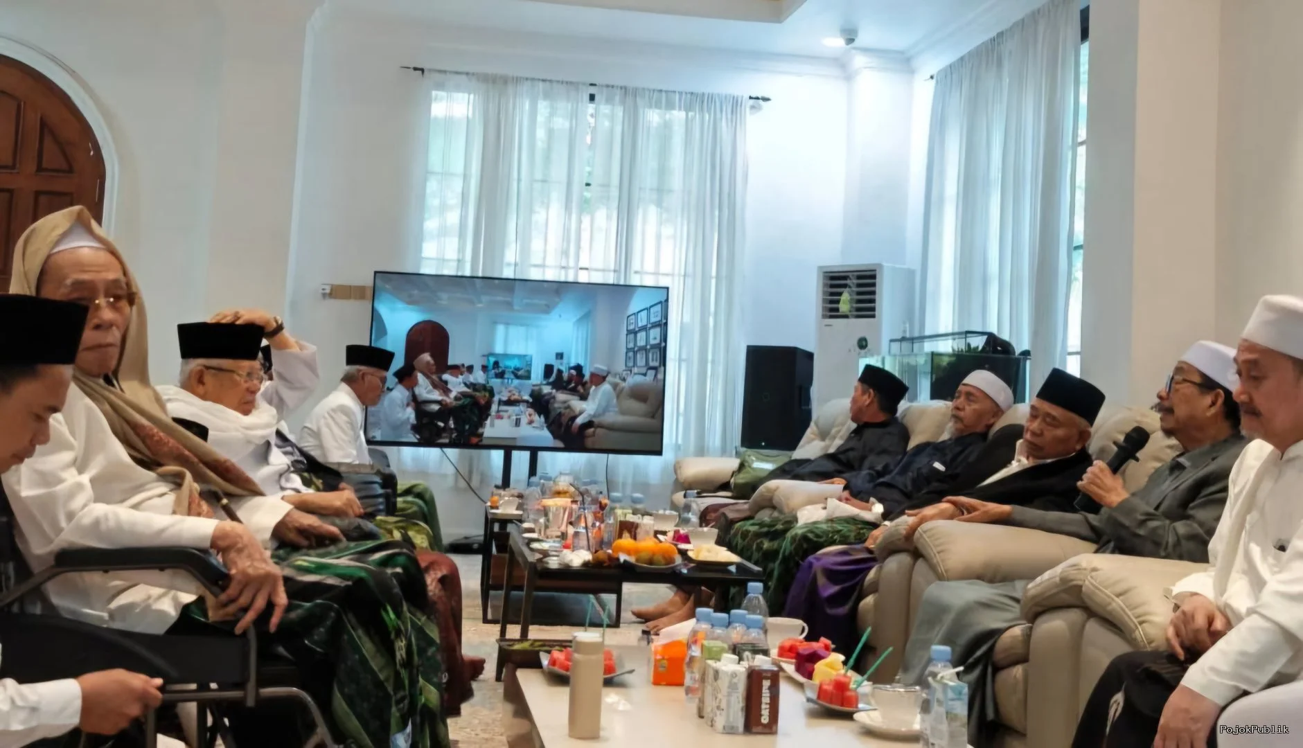 Masyayikh NU Dorong Munas Alim Ulama dan Konbes Perkuat Khittah Jam'iyah 7 Masyayikh NU Dorong Munas Alim Ulama dan Konbes Perkuat Khittah Jam'iyah I PojokPublik