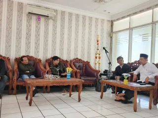 Bukan Cari Sensasi, KWRI Pandeglang Datangi Disdikpora, Ada Misi Besar di Baliknya