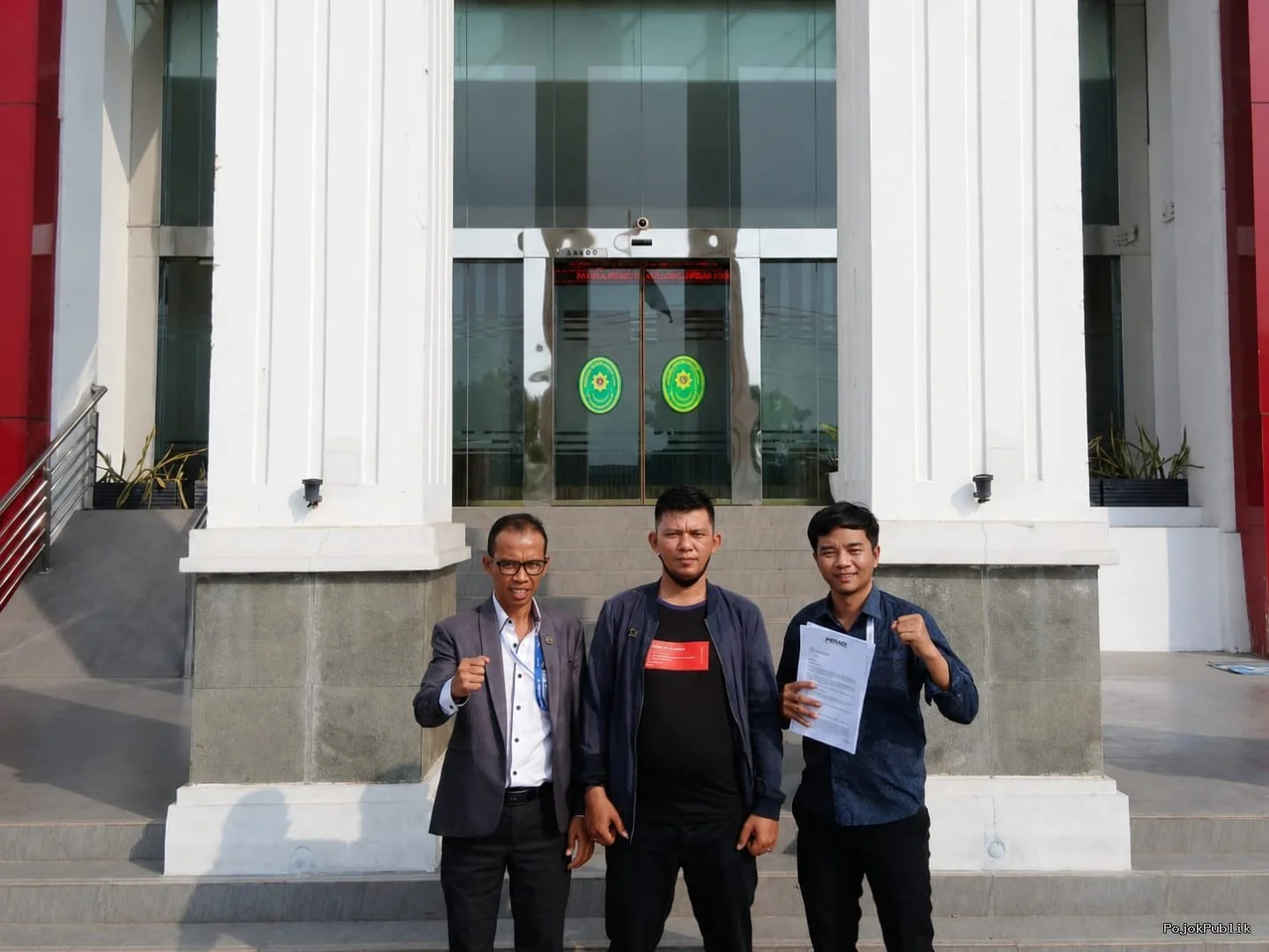 Gabriel Lumbantoruan Didampingi 15 Advokat LBH Peradi Profesional 7 Gabriel Lumbantoruan Didampingi 15 Advokat LBH Peradi Profesional I PojokPublik