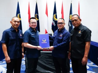 DPP Partai NasDem Serahkan SK Kepengurusan DPP Petani NasDem Periode 2026–2029, Arif Rahman, S.H. Resmi Pimpin Gerakan Nasional Petani Nasdem