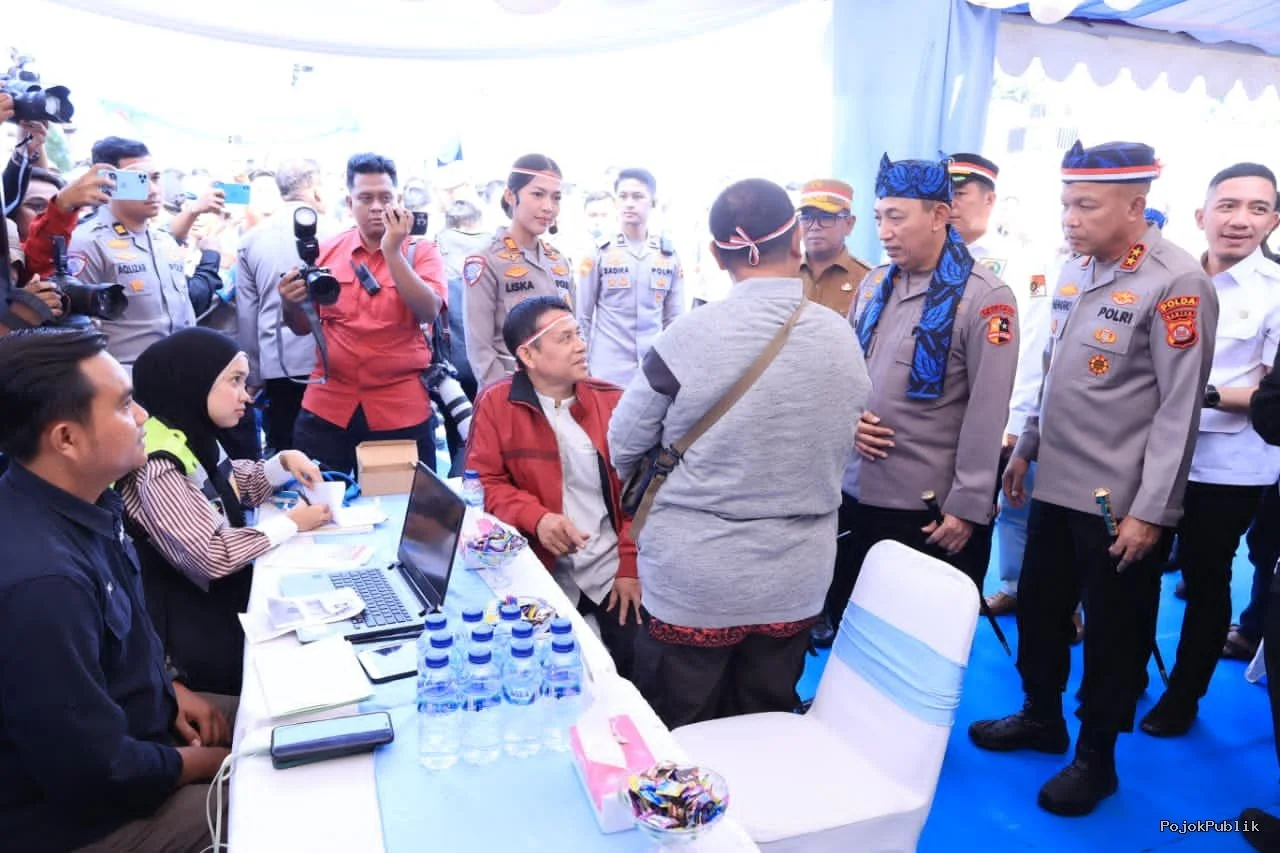 Berbarengan Agenda Kapolri Resmikan Jembatan Merah Putih Presisi, Polda Banten Gelontorkan Ribuan Bantuan untuk Masyarakat. 7 Berbarengan Agenda Kapolri Resmikan Jembatan Merah Putih Presisi, Polda Banten Gelontorkan Ribuan Bantuan untuk Masyarakat. I PojokPublik