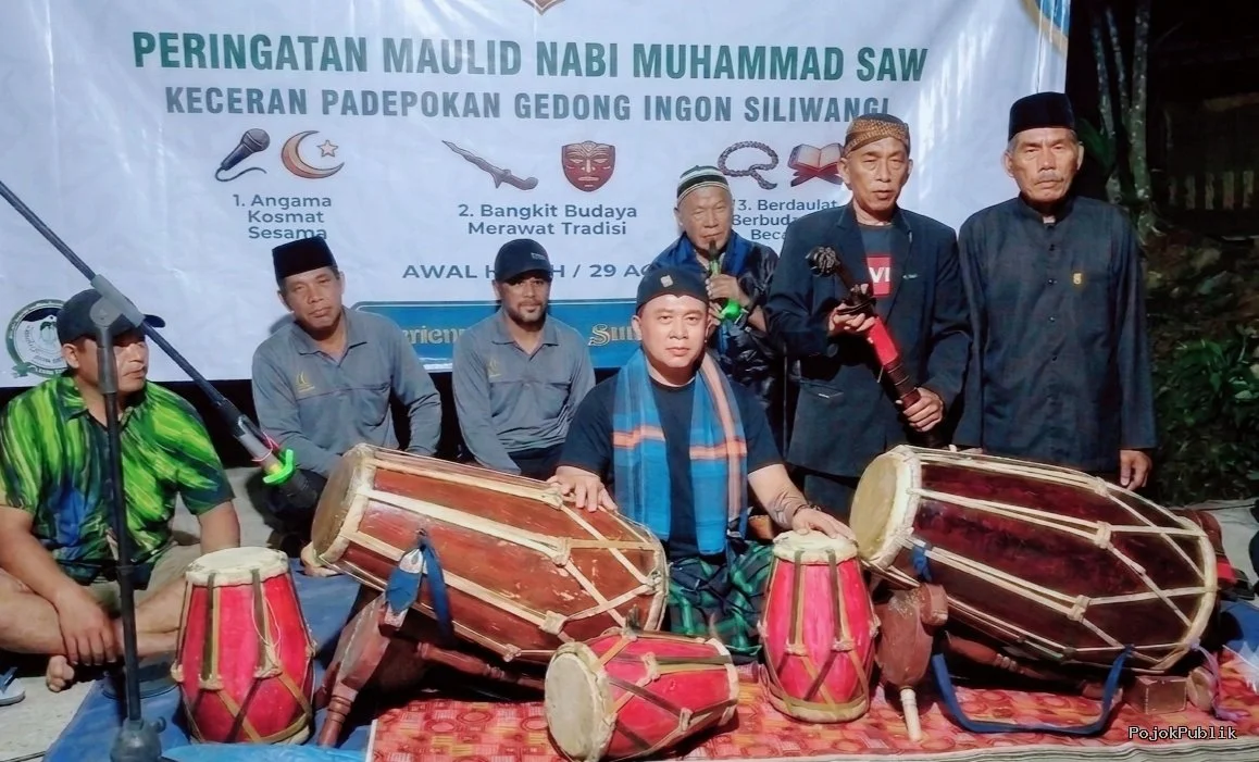 Peringatan Maulid Nabi di Padepokan Ingon Siliwangi: Momentum Merawat Seni Tradisi dan Budaya 7 Peringatan Maulid Nabi di Padepokan Ingon Siliwangi: Momentum Merawat Seni Tradisi dan Budaya I PojokPublik