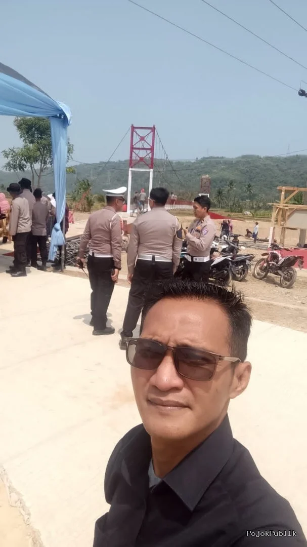 Kapolri Jenderal Polisi Drs. Listyo Sigit Prabowo, M.Si.Dipastikan Kamis Besok Datang Ke Bayah Untuk Resmikan Jembatan Merah Putih Presisi 1 Kapolri Jenderal Polisi Drs. Listyo Sigit Prabowo, M.Si.Dipastikan Kamis Besok Datang Ke Bayah Untuk Resmikan Jembatan Merah Putih Presisi I PojokPublik