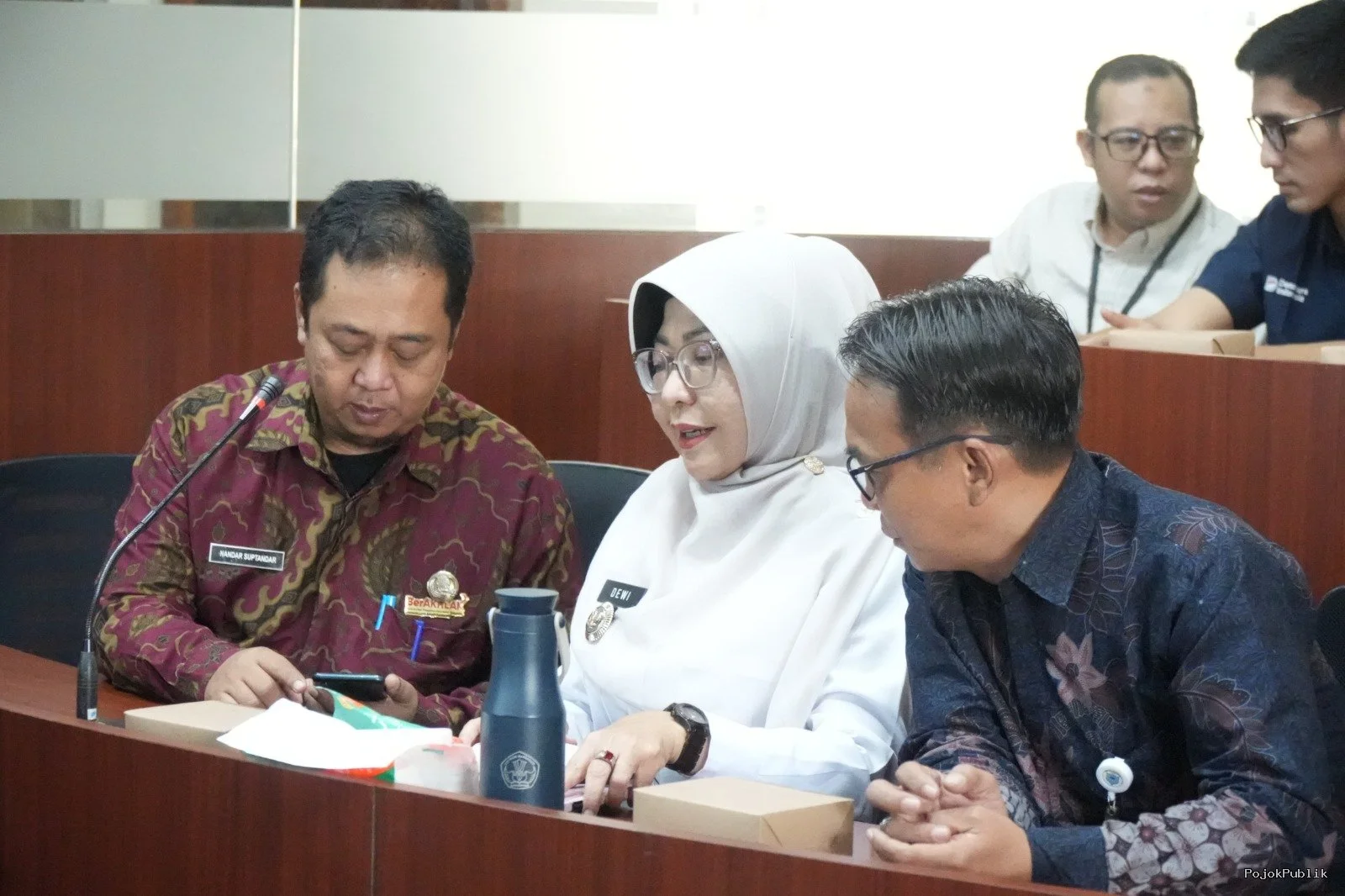 Pandi Cekat dan Doa Adik Tingkatkan PAD serta Pelayanan Publik 7 Pandi Cekat dan Doa Adik Tingkatkan PAD serta Pelayanan Publik I PojokPublik