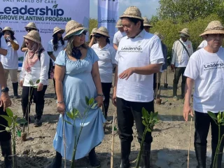 Tanam Mangrove Tak Lagi Sekadar Aksi Hijau, Bali Dorong Blue Carbon Jadi Aset Ekonomi