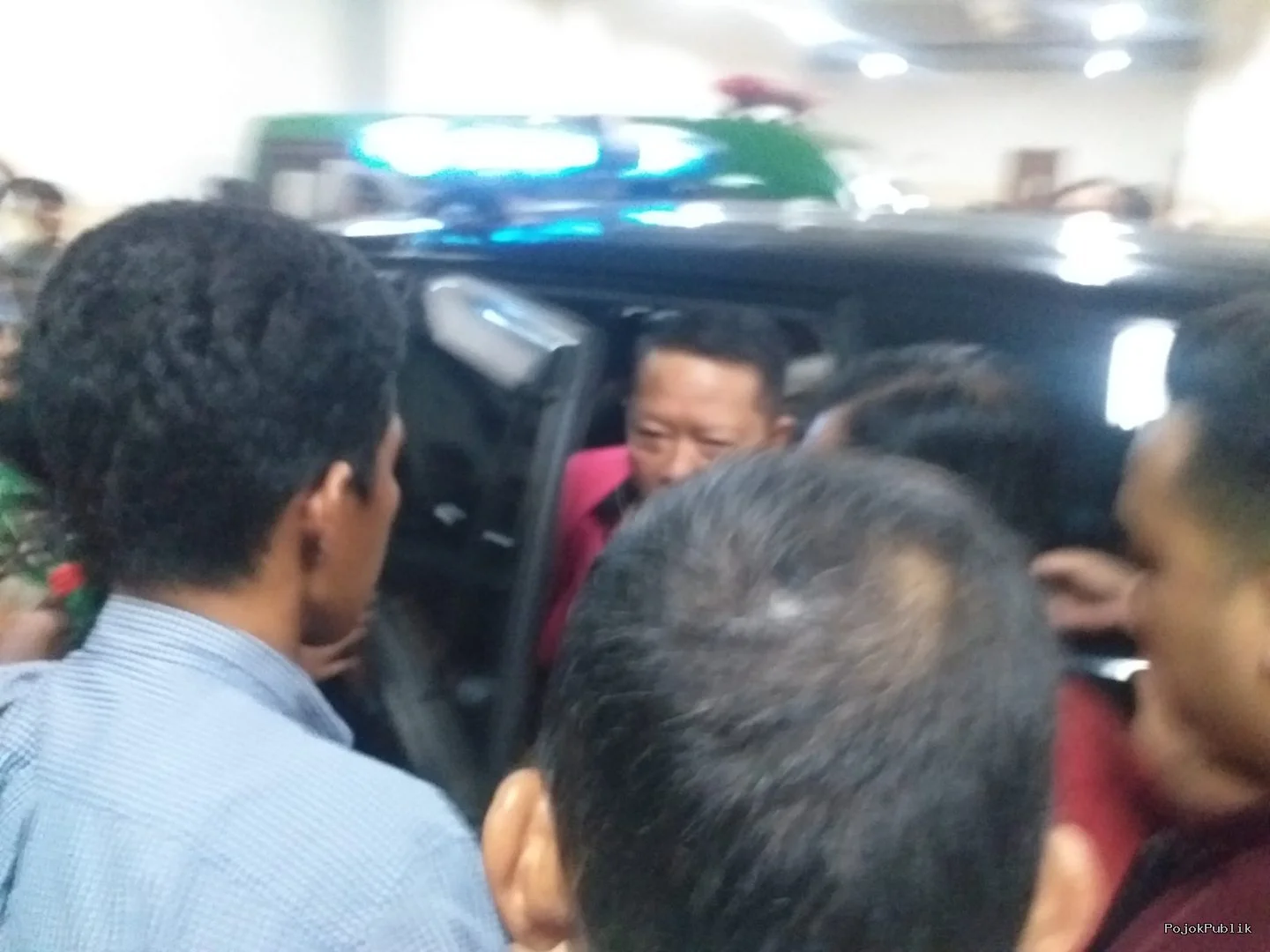 Banyak Nama Penting Hilang dari Berkas, KOSMAK Pertanyakan Penyidikan Febrie Adriansyah 7 Banyak Nama Penting Hilang dari Berkas, KOSMAK Pertanyakan Penyidikan Febrie Adriansyah I PojokPublik